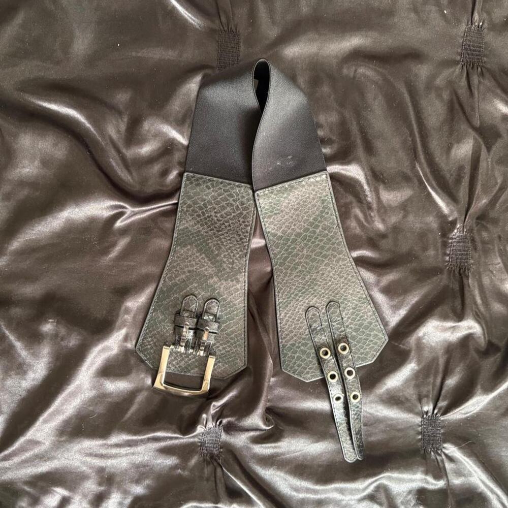 Bebe black leather waist belt
